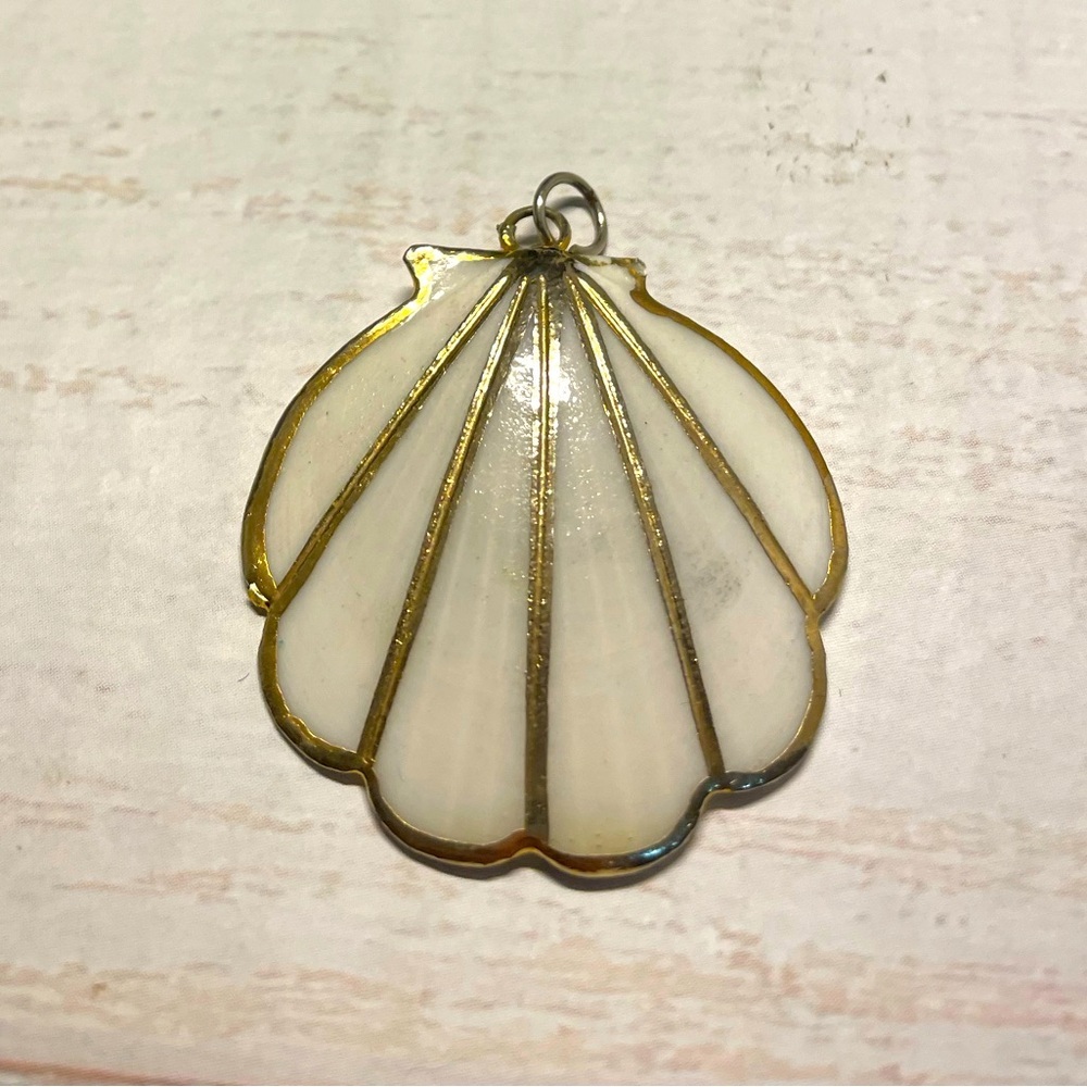 ⚡️Seashell pendent no chain ⚡️